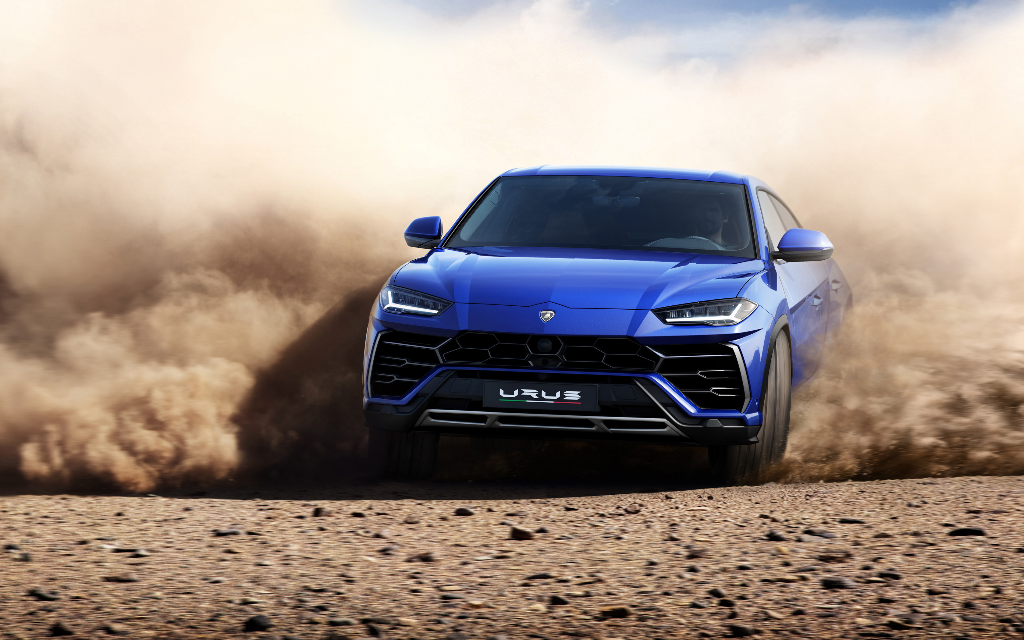 2018 Lamborghini Urus Off Road 4K47441571